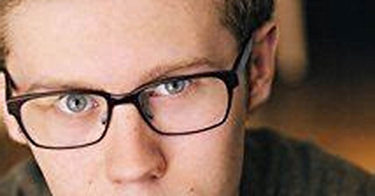 Aaron Christian Howles Net Worth