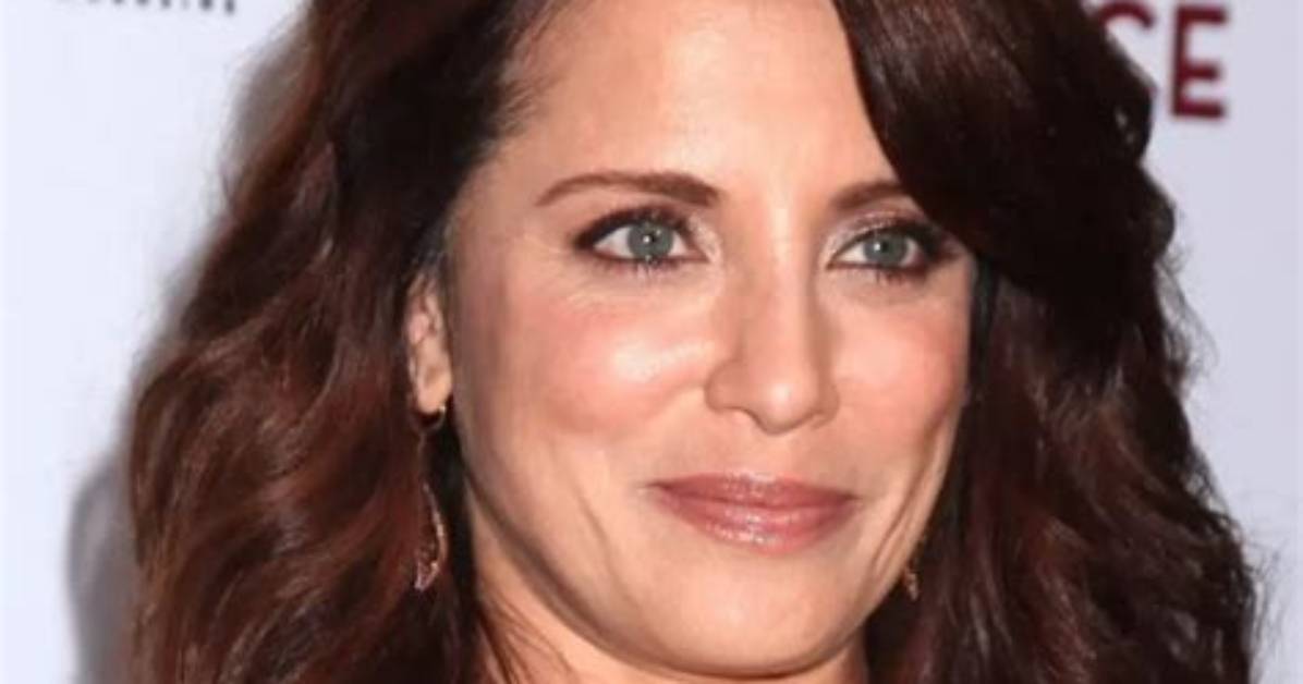 Alanna Ubach Net Worth