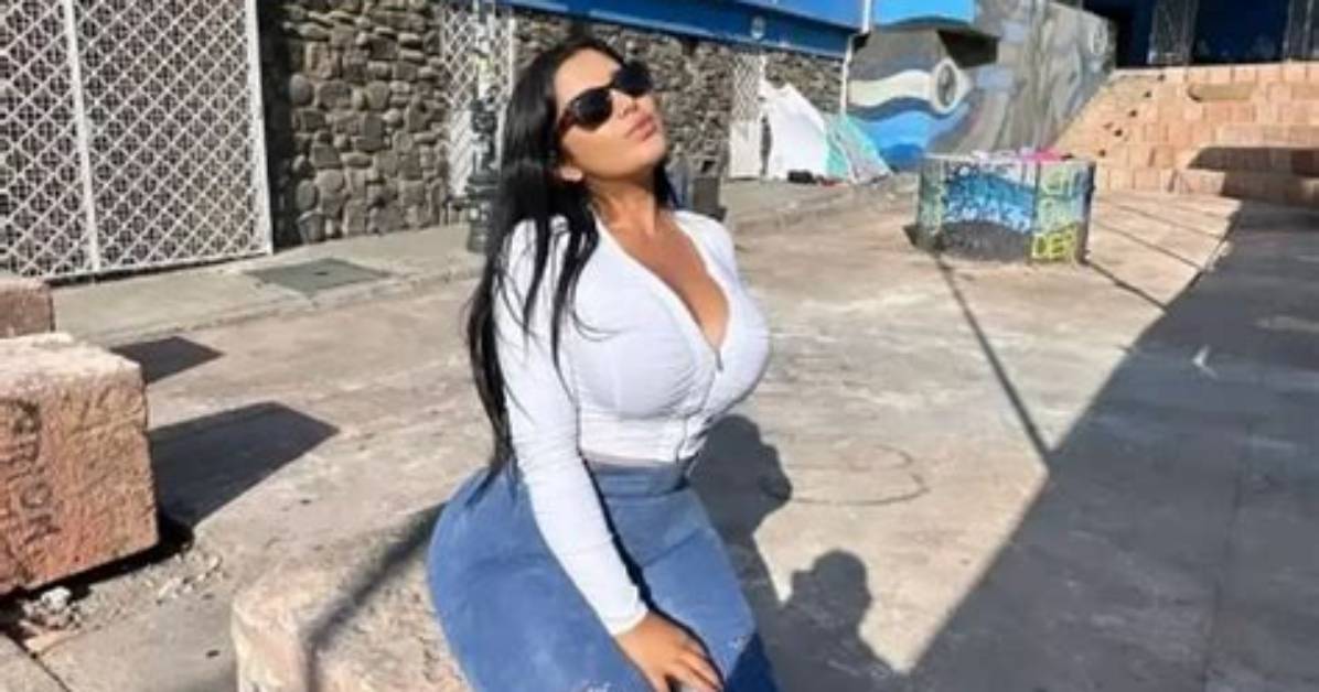 Alejandra %C3%81Valos Net Worth 1200. Jpg