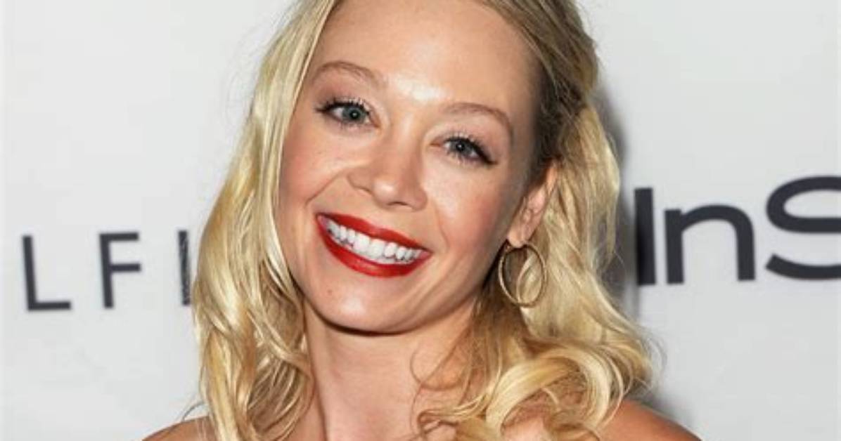 Alexandra Holden Net Worth