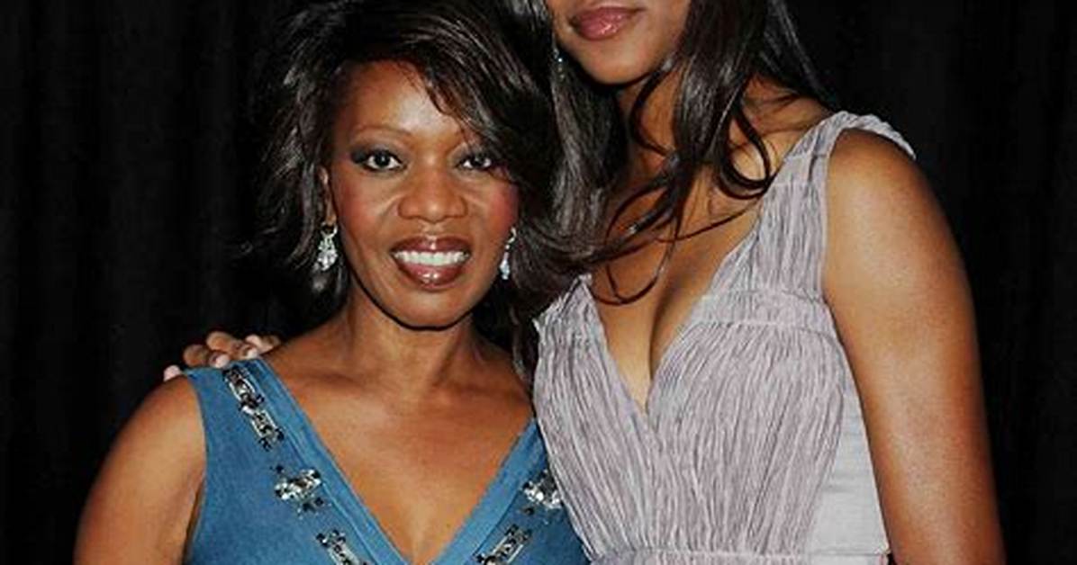 Alfre Woodard Net Worth