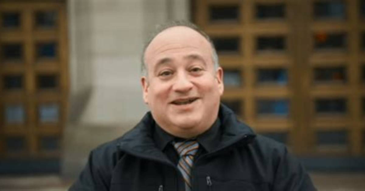 Allen Lulu Net Worth