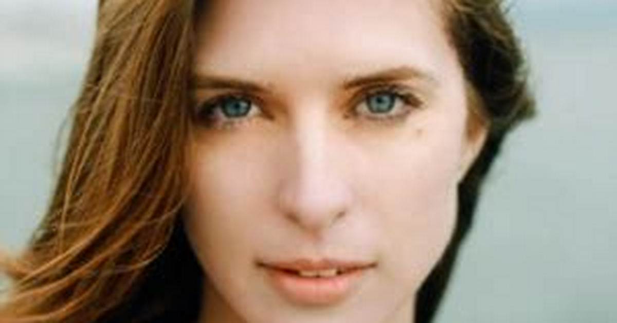 Amanda Adrienne Smith Net Worth