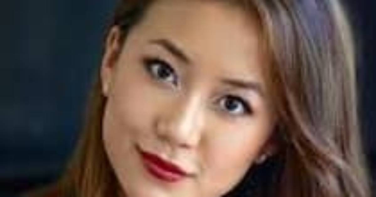 Angela Zhou Net Worth