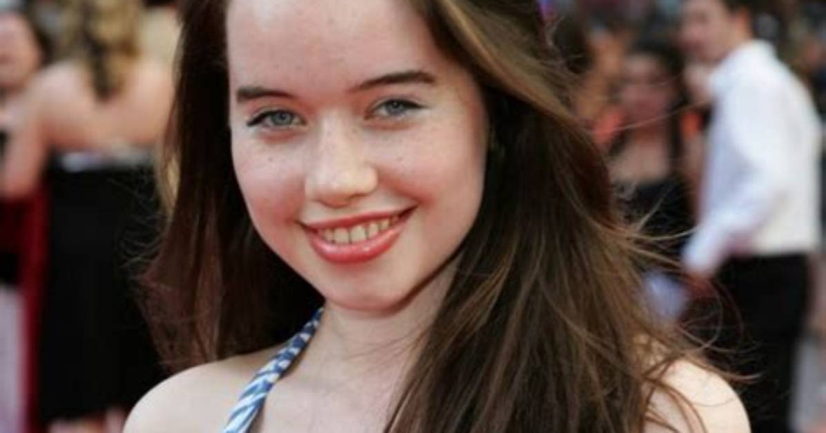 Anna Popplewell Net Worth
