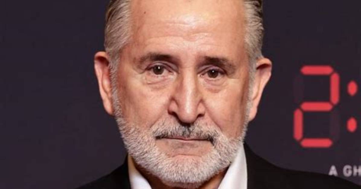 Anthony Lapaglia Net Worth
