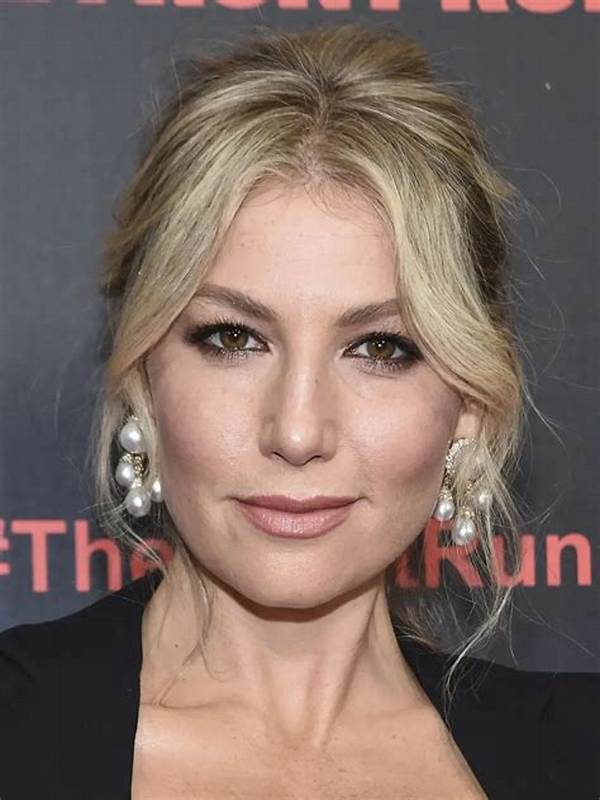 Ari Graynor Net Worth