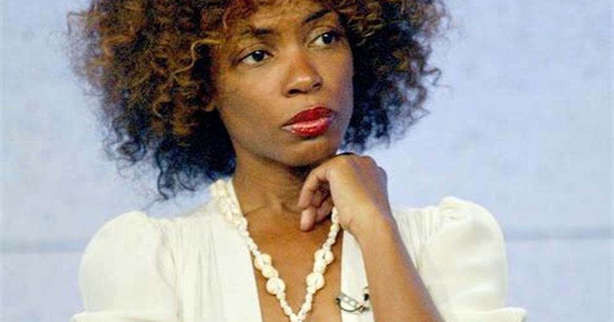Aunjanue Ellis Net Worth