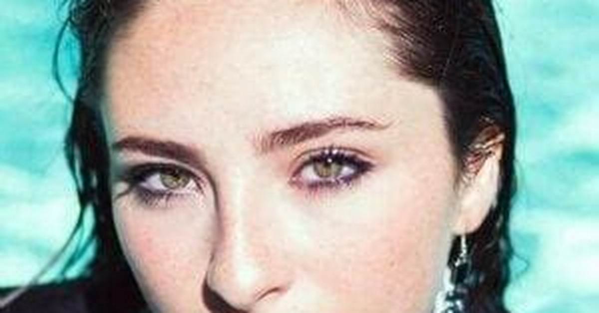 Ava Cantrell Net Worth