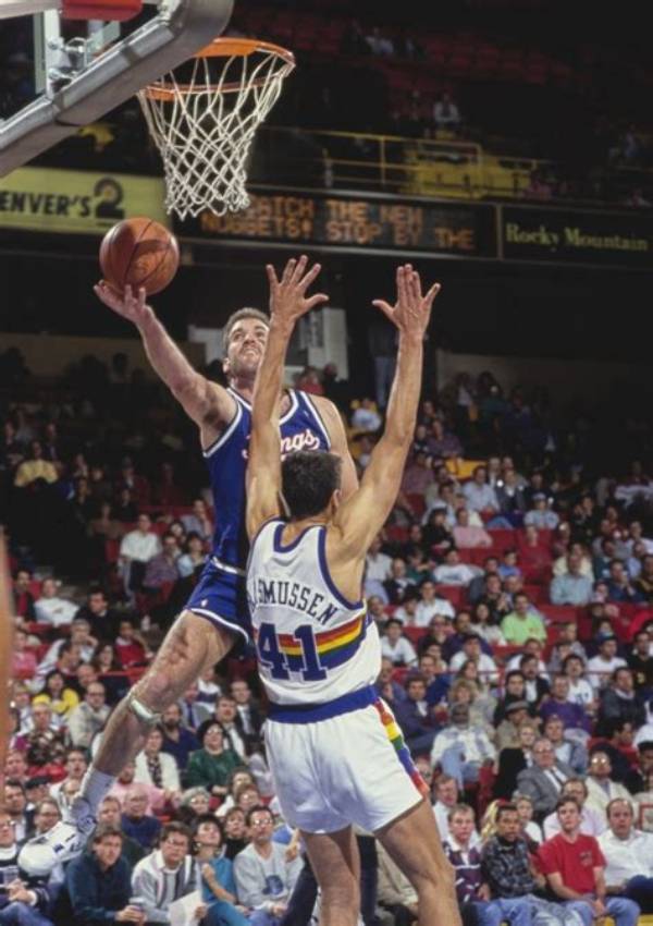 Bill Wennington Net Worth
