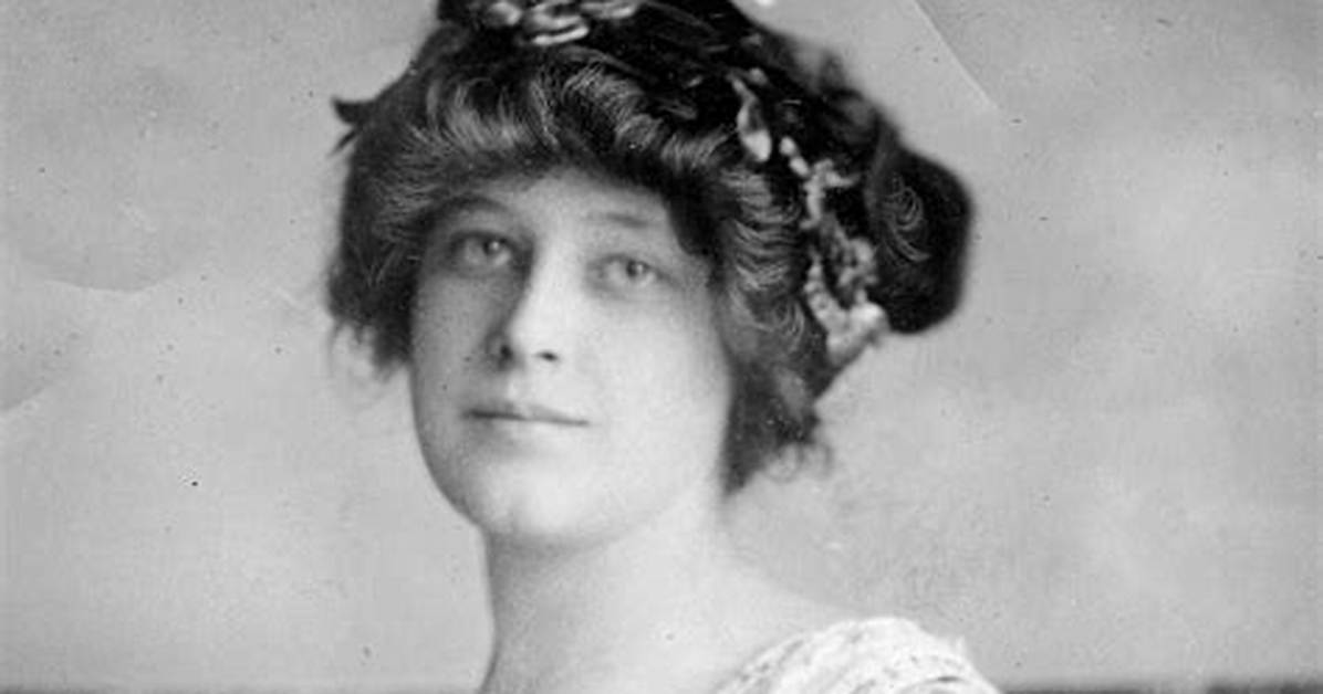 Bronwen Astor Net Worth