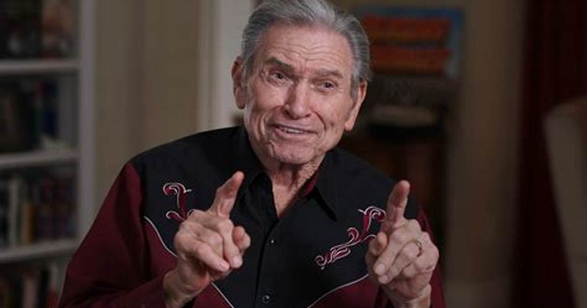 Burton Gilliam Net Worth