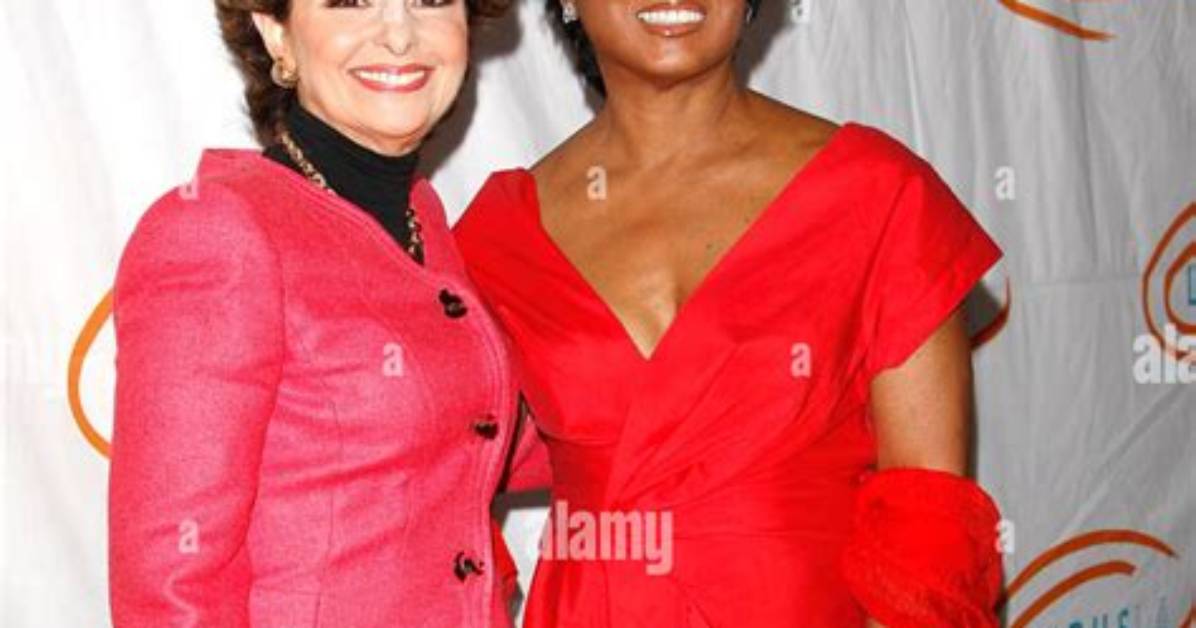 Carolyn Folks Net Worth