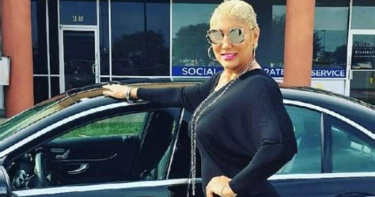 Carolyn S. Chambers Net Worth