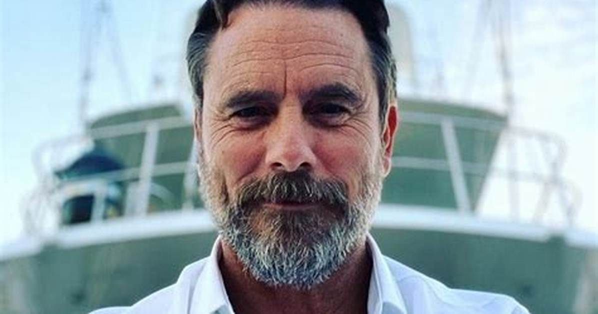 Charles Esten Net Worth
