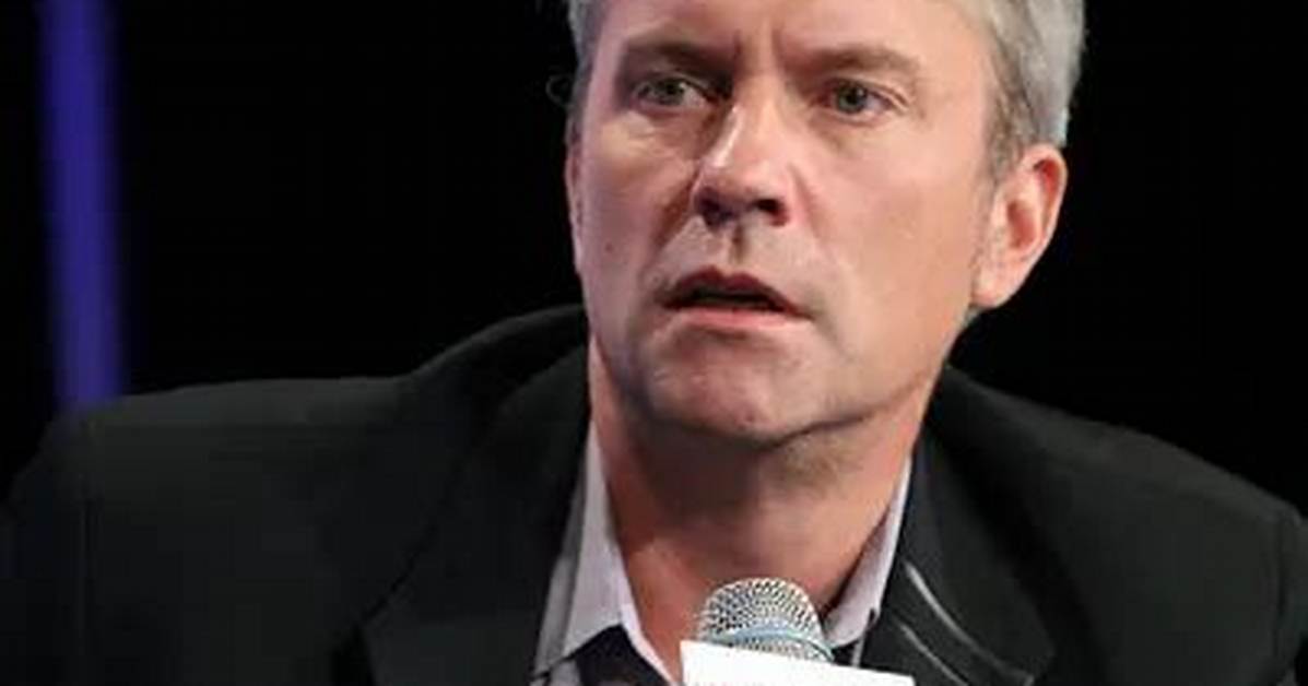 Chris Dewolfe Net Worth