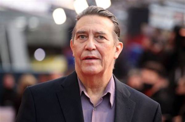Ciaran Hinds Net Worth