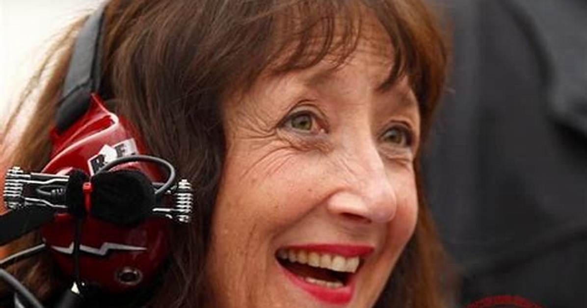 Claire Lang Net Worth