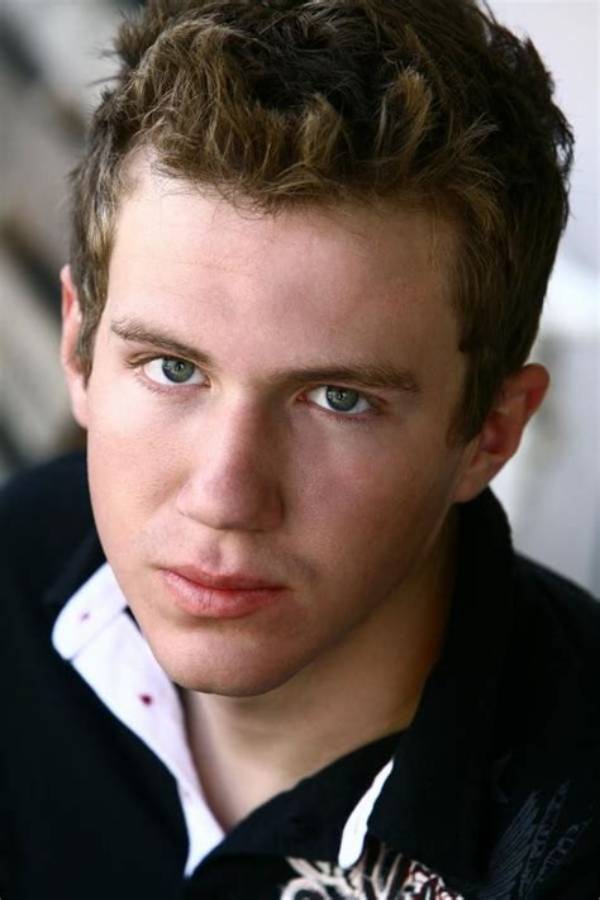 Cole Evan Weiss Net Worth