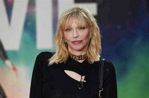Courtney Hawkrigg Net Worth