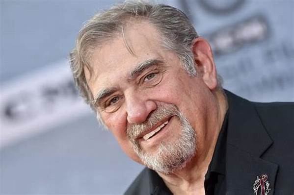Dan Lauria Net Worth