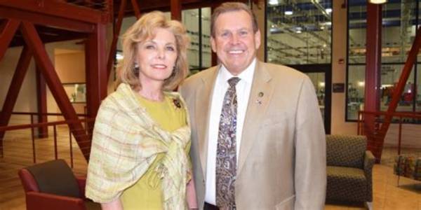Darla Moore Net Worth