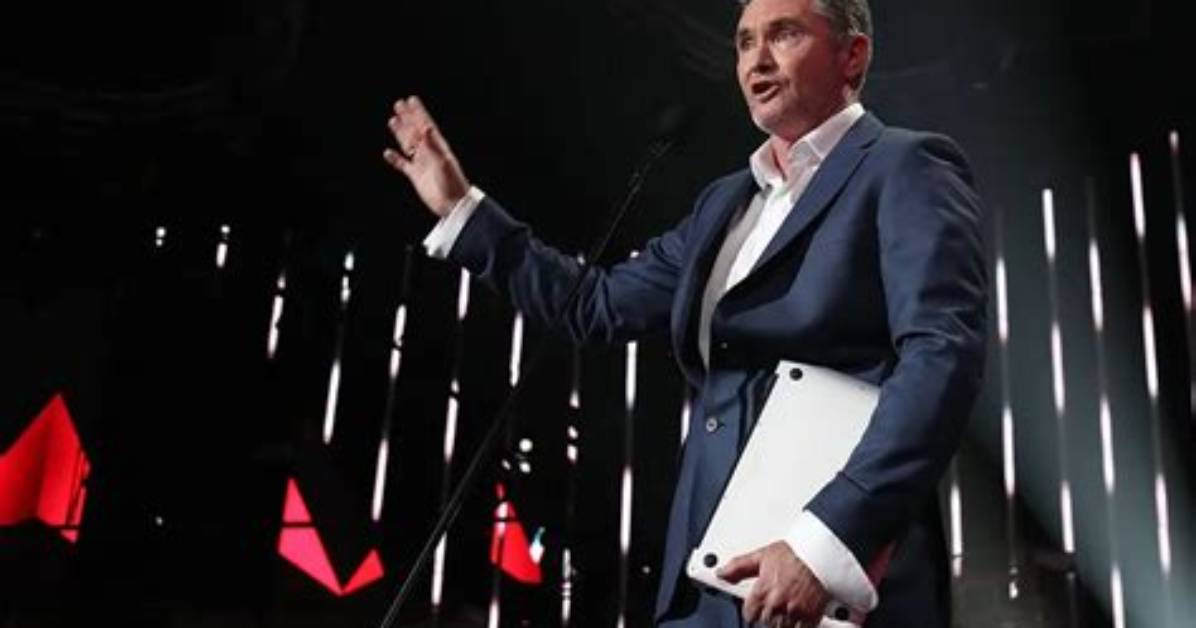 Dave Hughes Net Worth