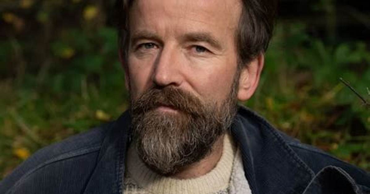 Dean Lennox Kelly Net Worth