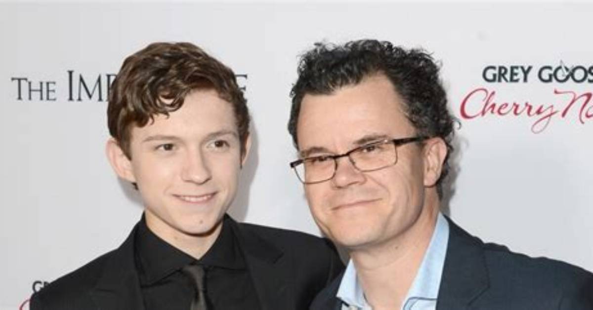 Dominic Holland Net Worth