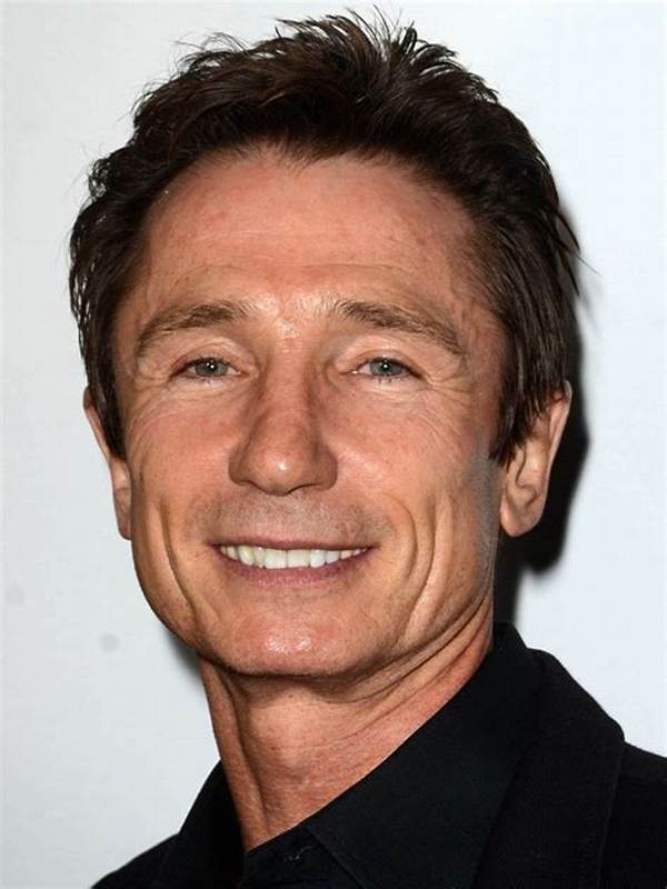 Dominic Keating Net Worth