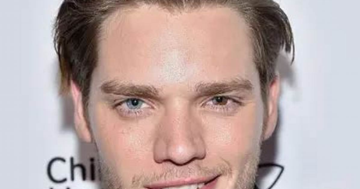 Dominic Sherwood Net Worth