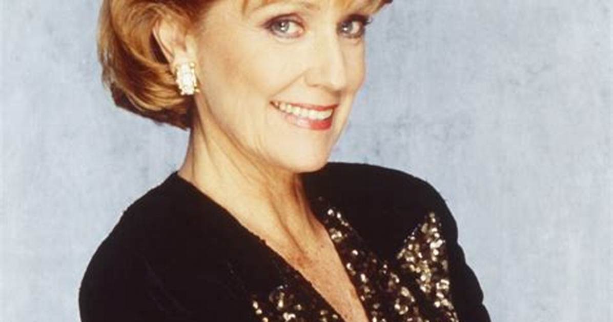 Elizabeth Hubbard Net Worth