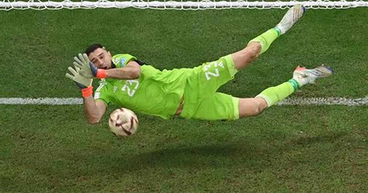 Emiliano D%C3%Adez Net Worth 1200. Jpg