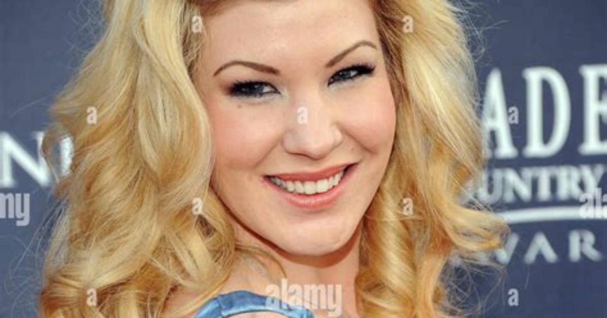 Emily West Net Worth