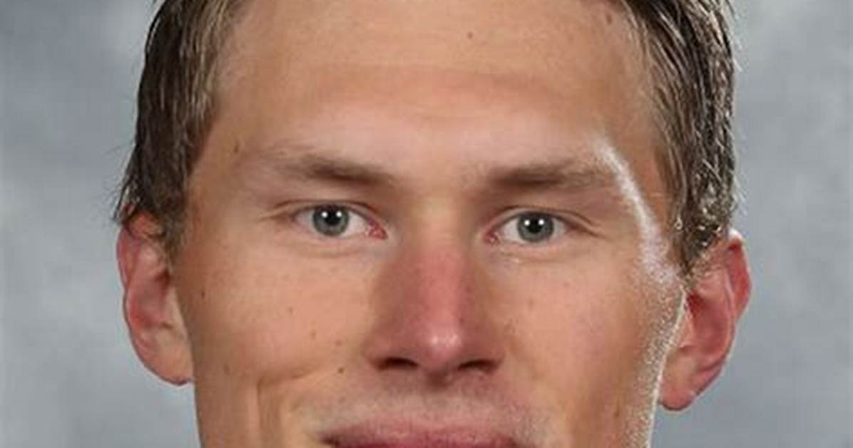 Erik Johnson Net Worth