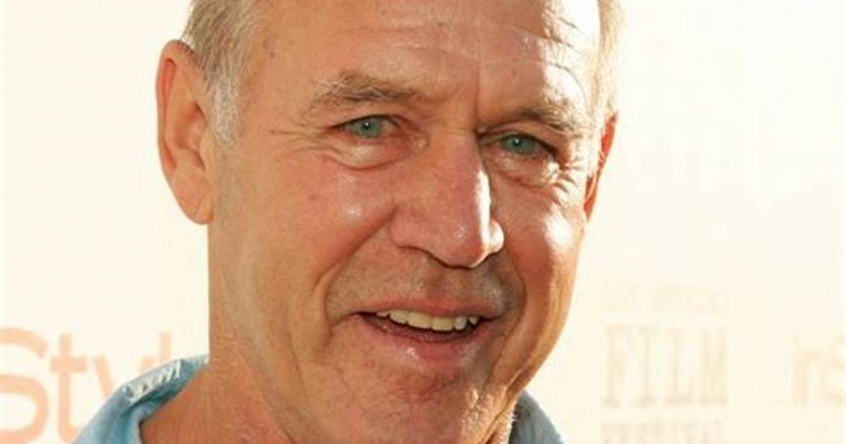 Geoffrey Lewis Net Worth