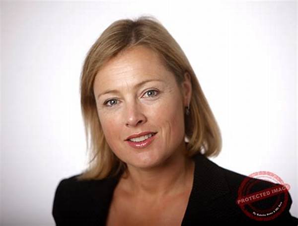 Gillian Tett Net Worth