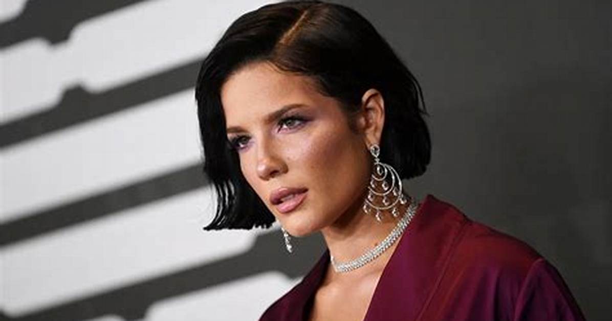 Halsey Net Worth