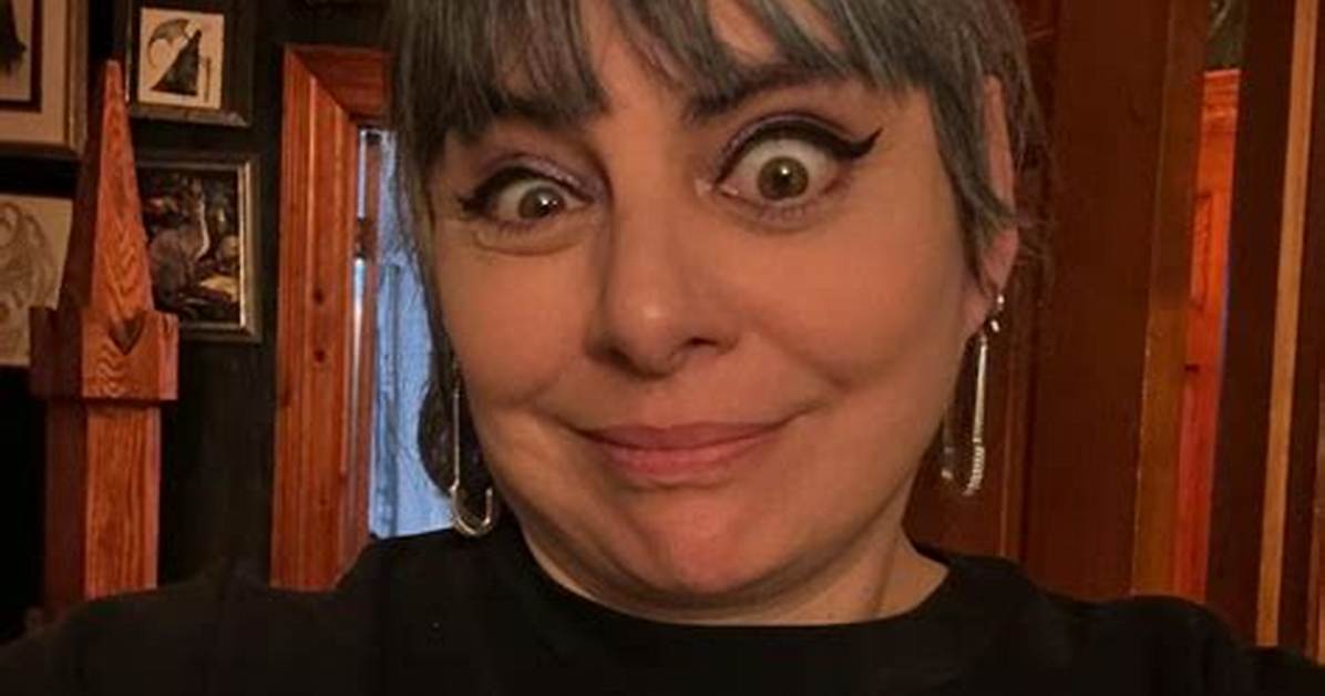 Holly Black Net Worth