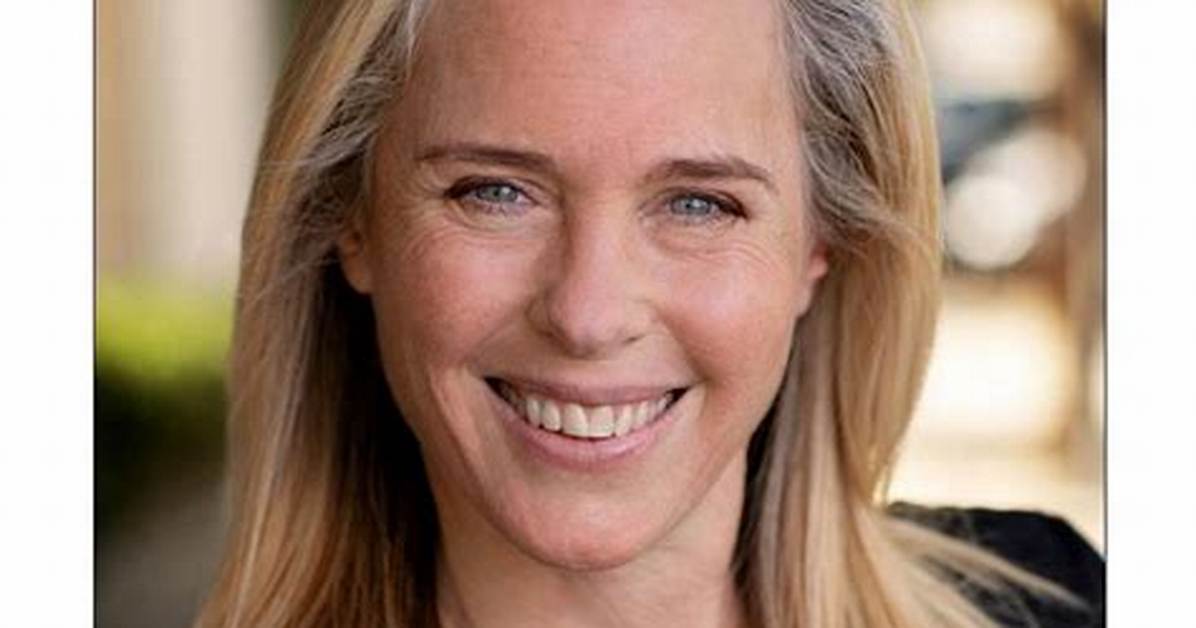 Holly Dorff Net Worth
