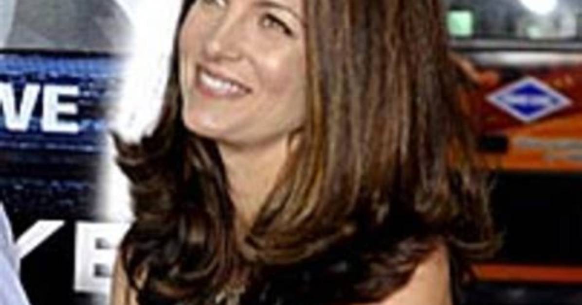 Holly Kuespert Net Worth