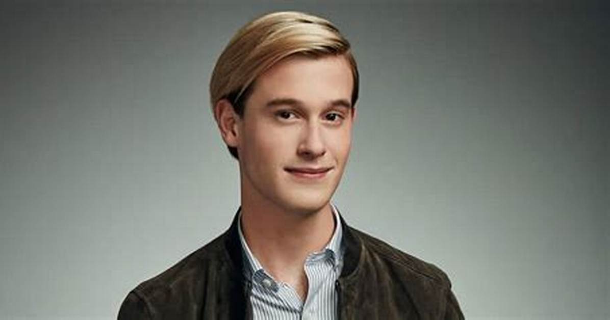 How Rich Is Medium Tyler Henry? Wiki: Net Worth, Salary, Family, Parents
