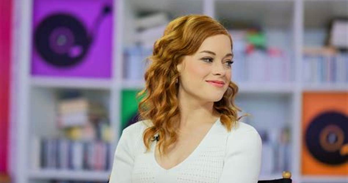 Jane Levy (Actress) Net Worth