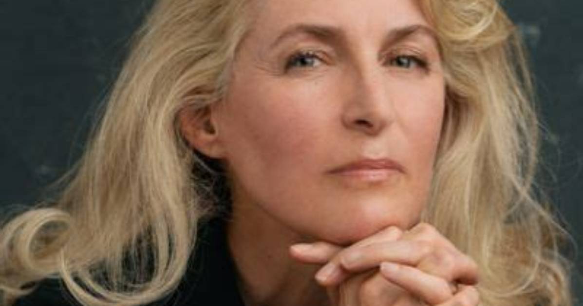 Janis Ahern Net Worth