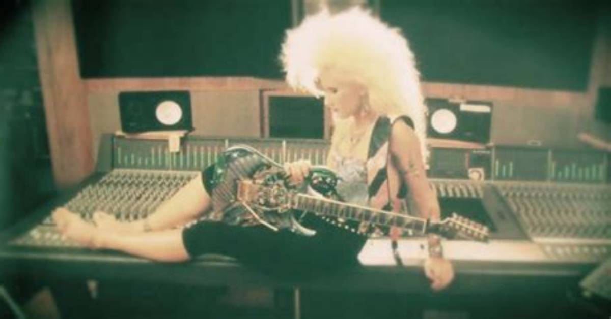 Jennifer Batten Net Worth