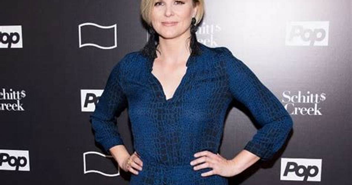 Jennifer Robertson Net Worth