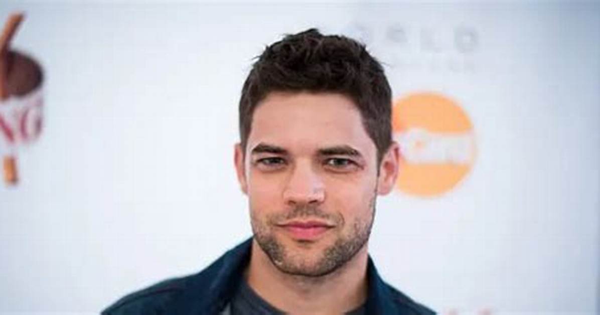 Jeremy Jordan Net Worth