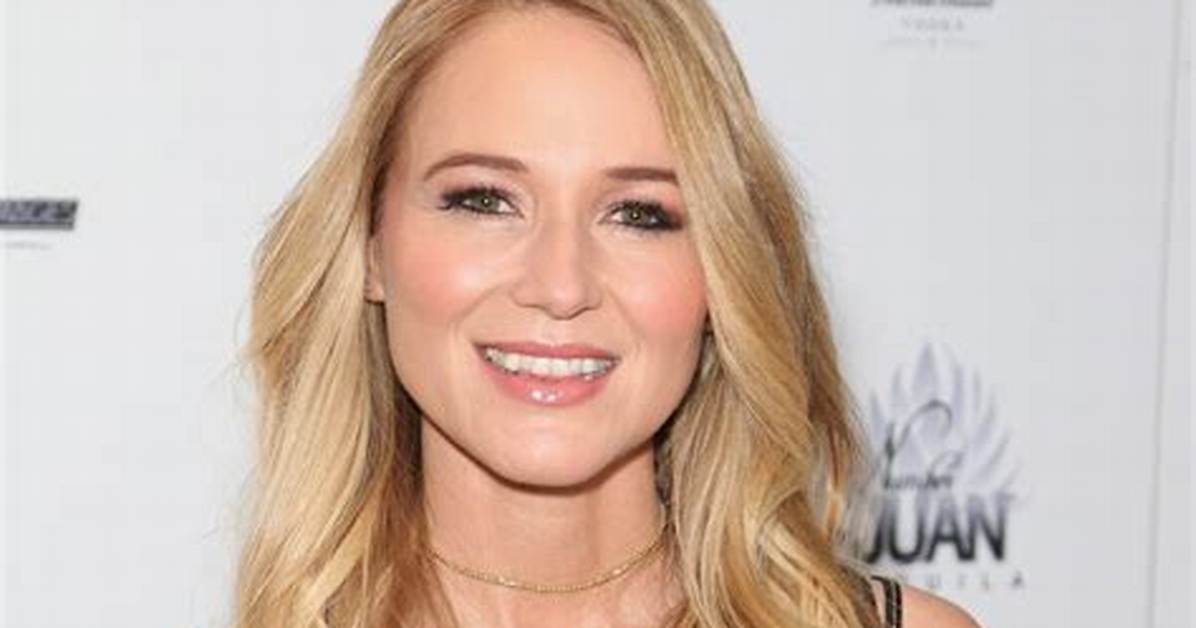 Jewel Blanch Net Worth