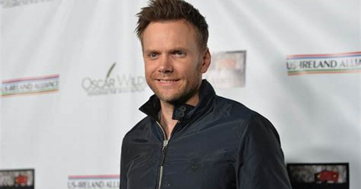 Joel Mchale Net Worth