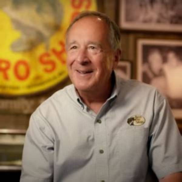 Johnny Morris Net Worth